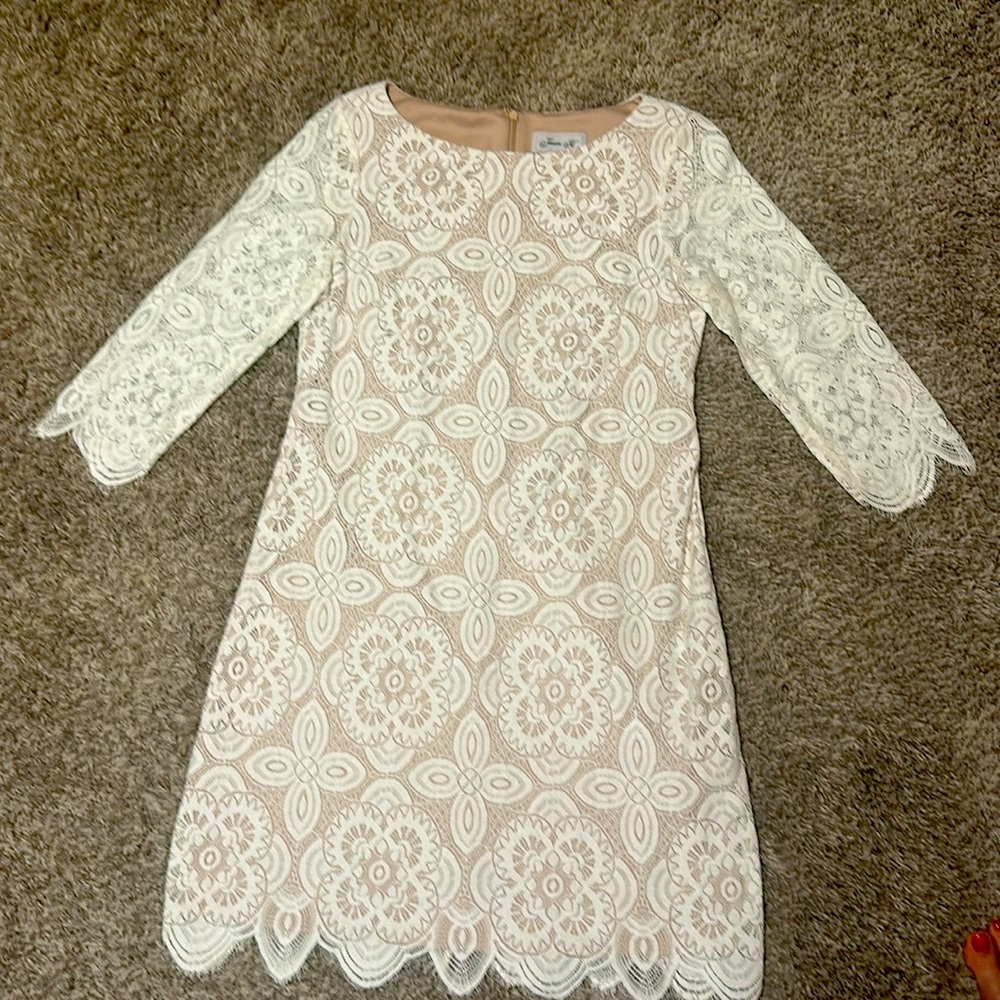 Size 8 Ivory lace midlength dress.